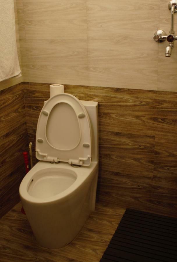 Hostel Milarepa Κατμαντού Εξωτερικό φωτογραφία
